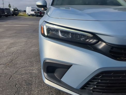 Used 2023 Honda Civic EX image 9