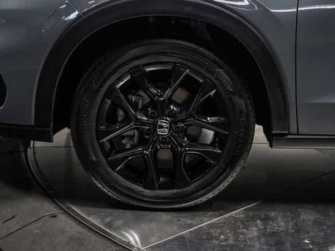 Used 2023 Honda HR-V Sport image 9