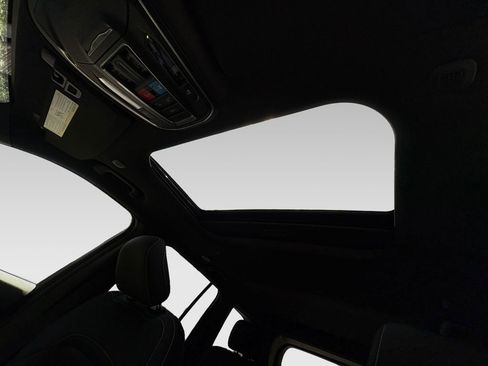 New 2025 Jeep Grand Cherokee Laredo X w/ Luxury Tech Group I image 7