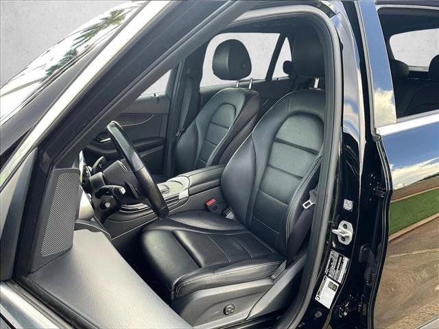 Used 2022 Mercedes-Benz GLC 300 4MATIC image 26