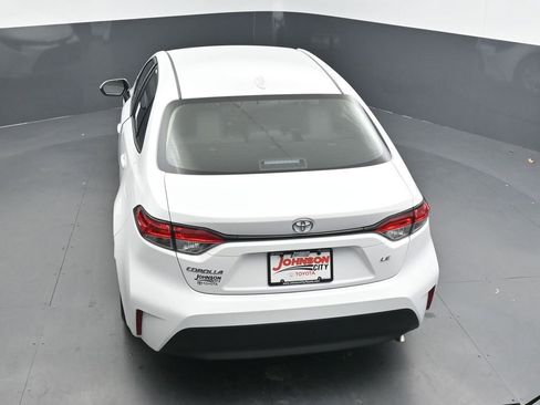 New 2026 Toyota Corolla LE FWD image 25