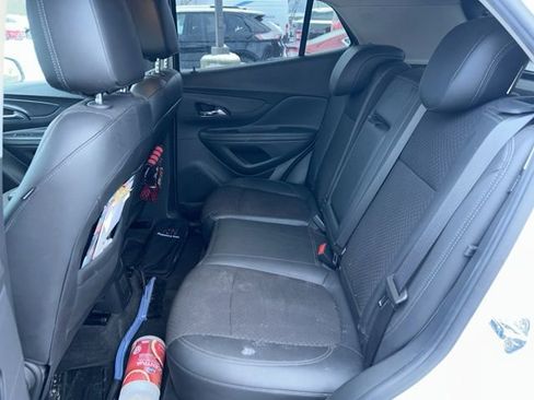 Used 2020 Buick Encore Preferred image 11