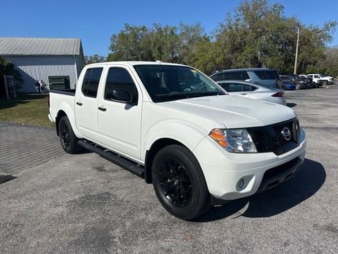 Used 2018 Nissan Frontier SV w/ Value Truck Package image 7