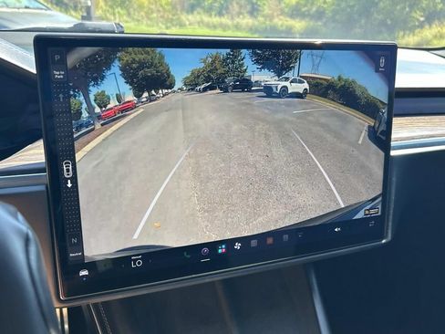 Used 2022 Tesla Model S Standard Range AWD/4WD image 35