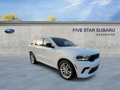 Used 2024 Dodge Durango GT RWD image 2
