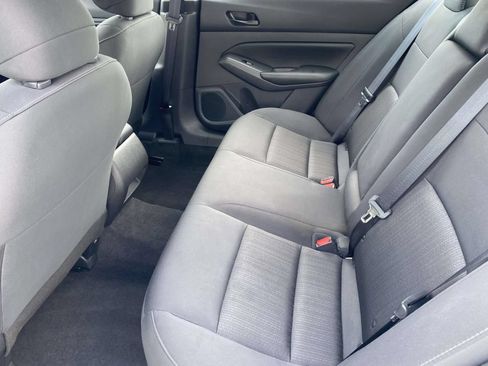 Used 2025 Nissan Altima 2.5 S FWD image 11
