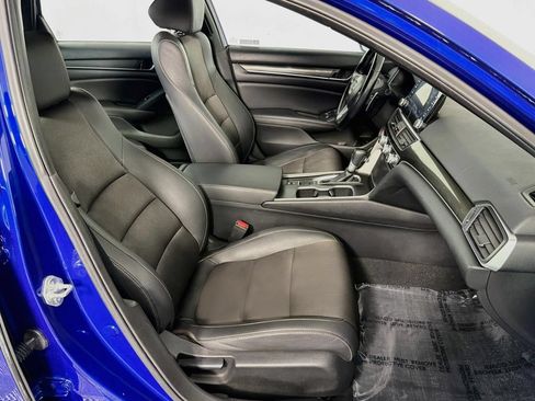 Used 2020 Honda Accord Sport image 30