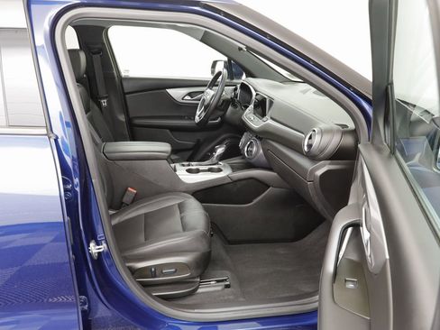 Used 2022 Chevrolet Blazer LT w/ LPO, Black Grille Bar Package image 21