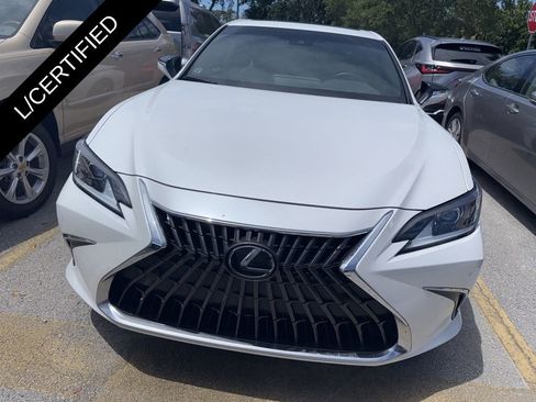 Certified 2025 Lexus ES 350 w/ Premium Package image 3