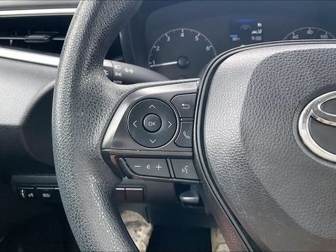 Used 2024 Toyota Corolla LE FWD image 18