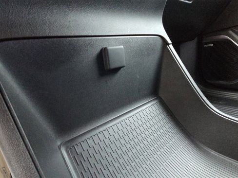 Used 2025 Buick Enclave Preferred w/ LPO, Floor Liner Package image 30