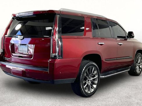 Used 2019 Cadillac Escalade Luxury w/ Escalade Sport Edition AWD/4WD image 2
