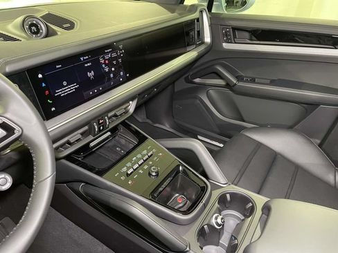 New 2026 Porsche Cayenne S AWD/4WD image 34