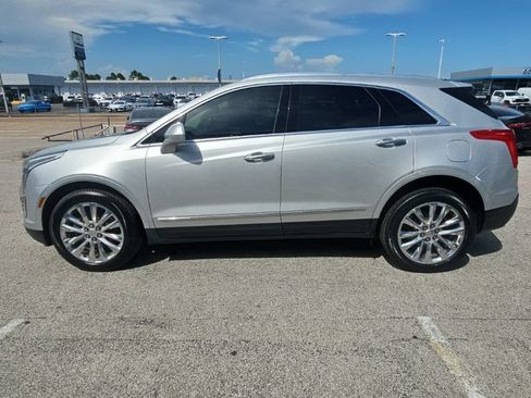 Used 2019 Cadillac XT5 Luxury FWD image 4
