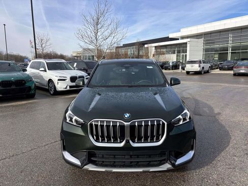 Used 2025 BMW X1 xDrive28i image 2