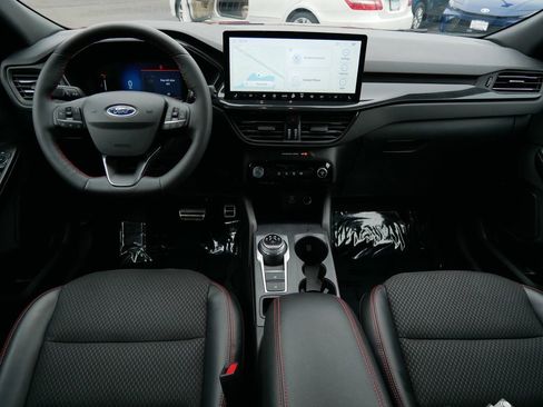 Used 2023 Ford Escape ST-Line w/ Tech Pack #1 AWD/4WD image 14