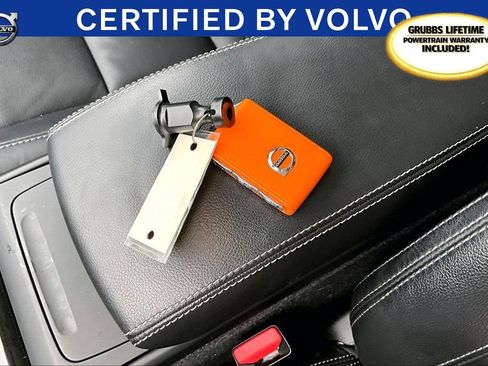 Used 2023 Volvo XC40 B4 Plus w/ Driver Assist Package image 13