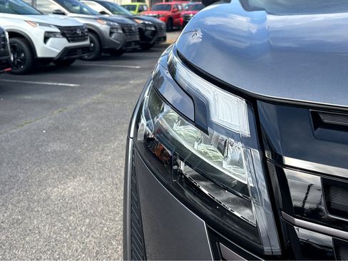 New 2026 Nissan Pathfinder Platinum w/ Cargo Package image 23