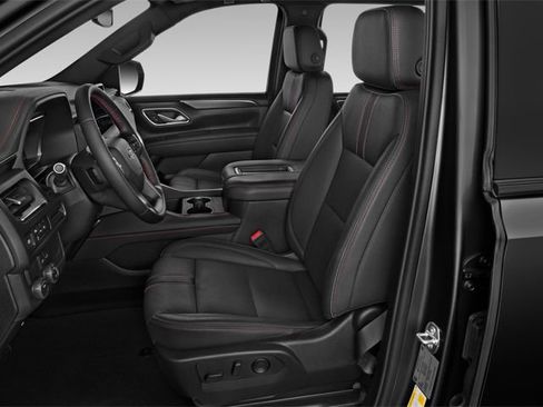 Used 2025 Chevrolet Suburban RST w/ Comfort Package image 10