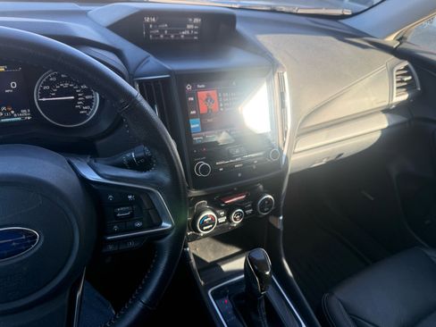 Used 2020 Subaru Forester Limited w/ Popular Package #3 image 17