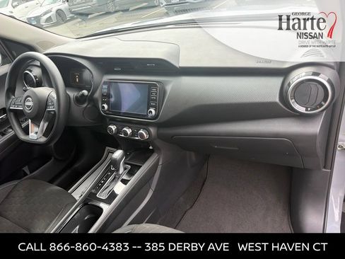 Certified 2023 Nissan Kicks SV FWD image 31