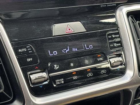 Certified 2023 Kia Sorento EX w/ Panoramic Sunroof Package AWD/4WD image 28