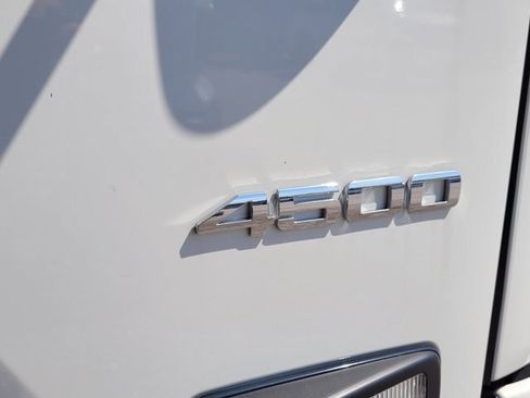 New 2024 Chevrolet Low Cab Forward image 8