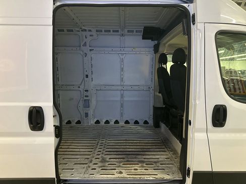 Used 2021 RAM ProMaster 2500 image 6