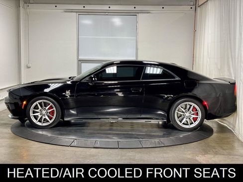 Used 2024 Dodge Charger Daytona Scat Pack w/ Plus Group AWD/4WD image 6
