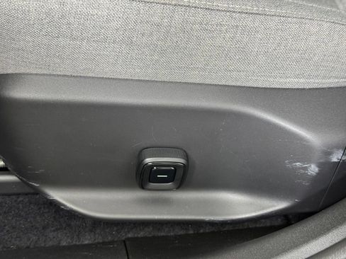Certified 2025 Volvo EX30 Ultra AWD/4WD image 17