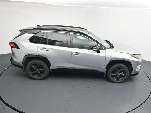 Used 2021 Toyota RAV4 XSE AWD/4WD image 17