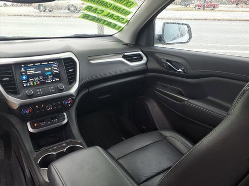 Used 2021 GMC Acadia SLT w/ Preferred Package image 13