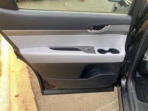 Used 2025 Hyundai Palisade SEL image 11