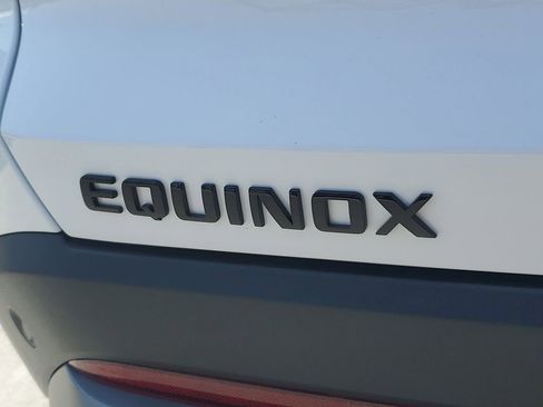 New 2026 Chevrolet Equinox LT w/ Midnight Edition image 8