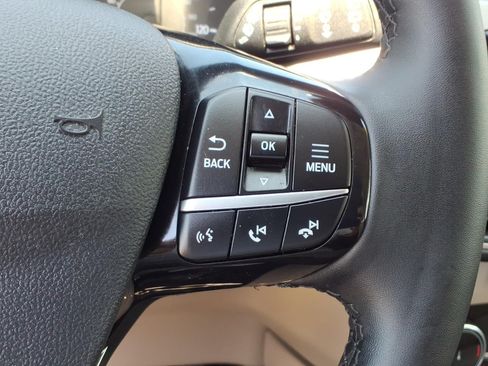 Certified 2022 Ford Escape SEL FWD image 25