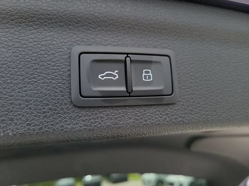 Certified 2024 Audi Q3 2.0T Premium AWD/4WD image 31
