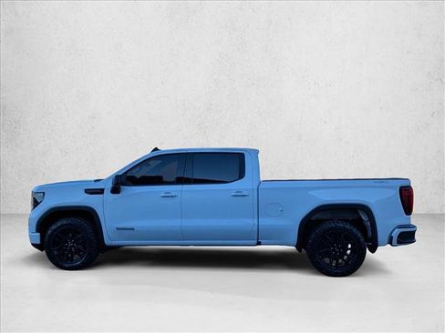 Used 2023 GMC Sierra 1500 Elevation image 9