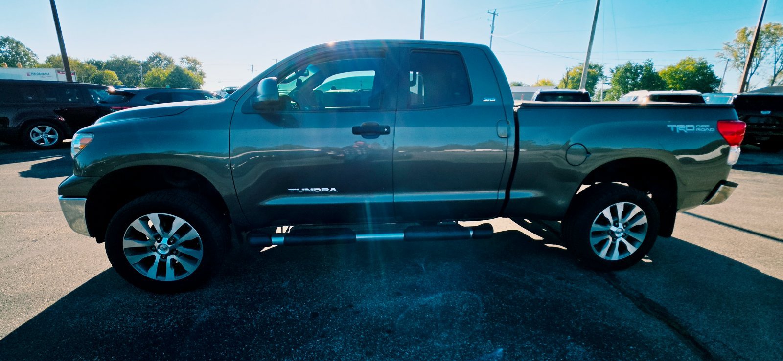 Used 2012 Toyota Tundra 4x4 Double Cab w/ TRD Off-Road Pkg image 3