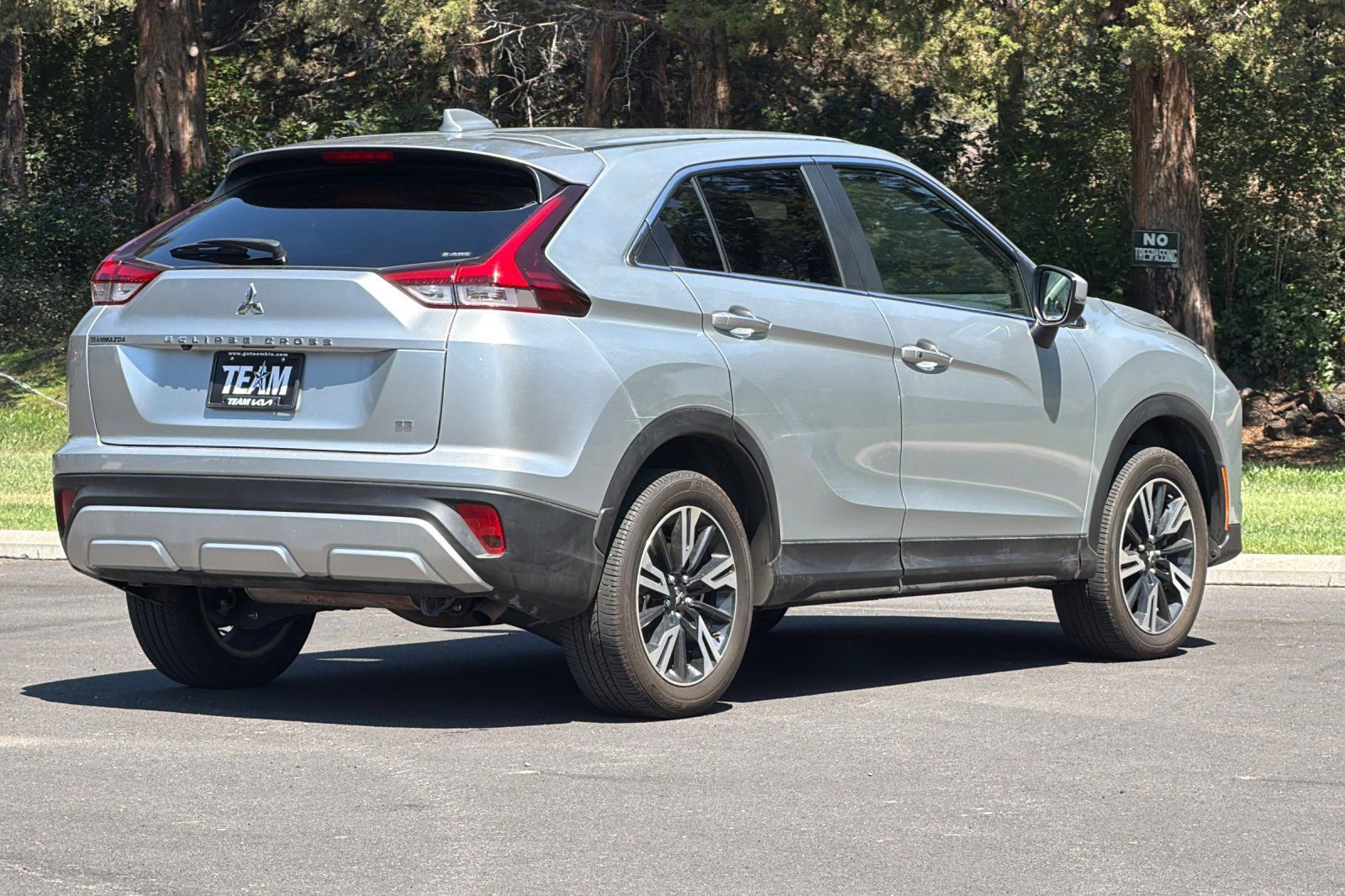 Used 2025 Mitsubishi Eclipse Cross SE AWD/4WD image 4