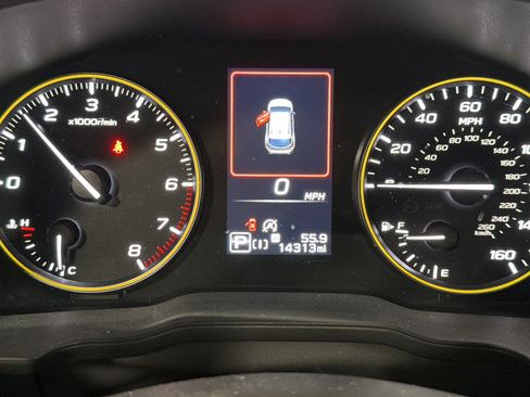 Used 2024 Subaru Crosstrek 2.5i Sport AWD/4WD image 19