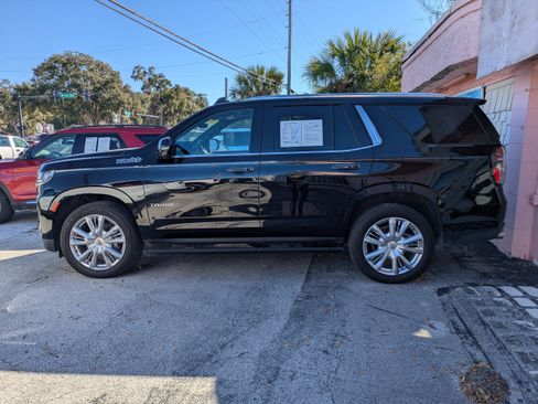 Used 2022 Chevrolet Tahoe High Country AWD/4WD image 7