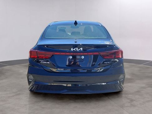 Used 2023 Kia Forte GT-Line w/ GT-Line Premium Package FWD image 5