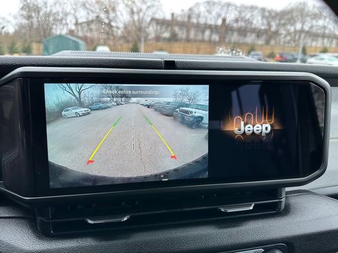 Used 2025 Jeep Wrangler Unlimited Sport S 4xe image 22