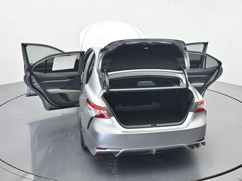 Used 2020 Toyota Camry SE w/ Convenience Package FWD image 45