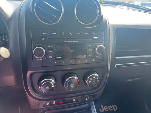 Used 2015 Jeep Patriot High Altitude image 18