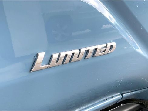 Used 2026 Toyota 4Runner Limited RWD image 10