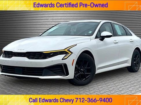 Used 2025 Kia K5 LXS FWD image 1