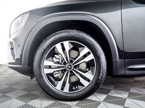 Certified 2025 Mercedes-Benz GLB 250 image 6