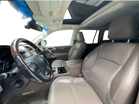 Used 2016 Lexus GX 460 Luxury AWD/4WD image 20