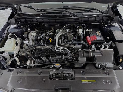 Used 2023 Nissan Altima 2.5 SR FWD image 28
